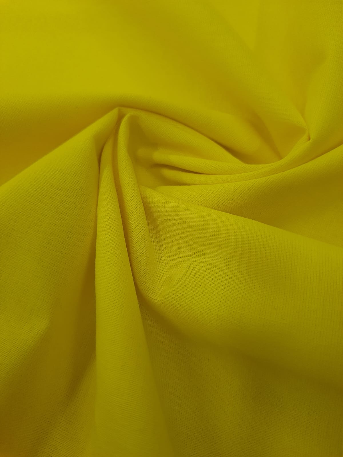 Percal Liso Bella Amarelo Canário - 150 Fios 